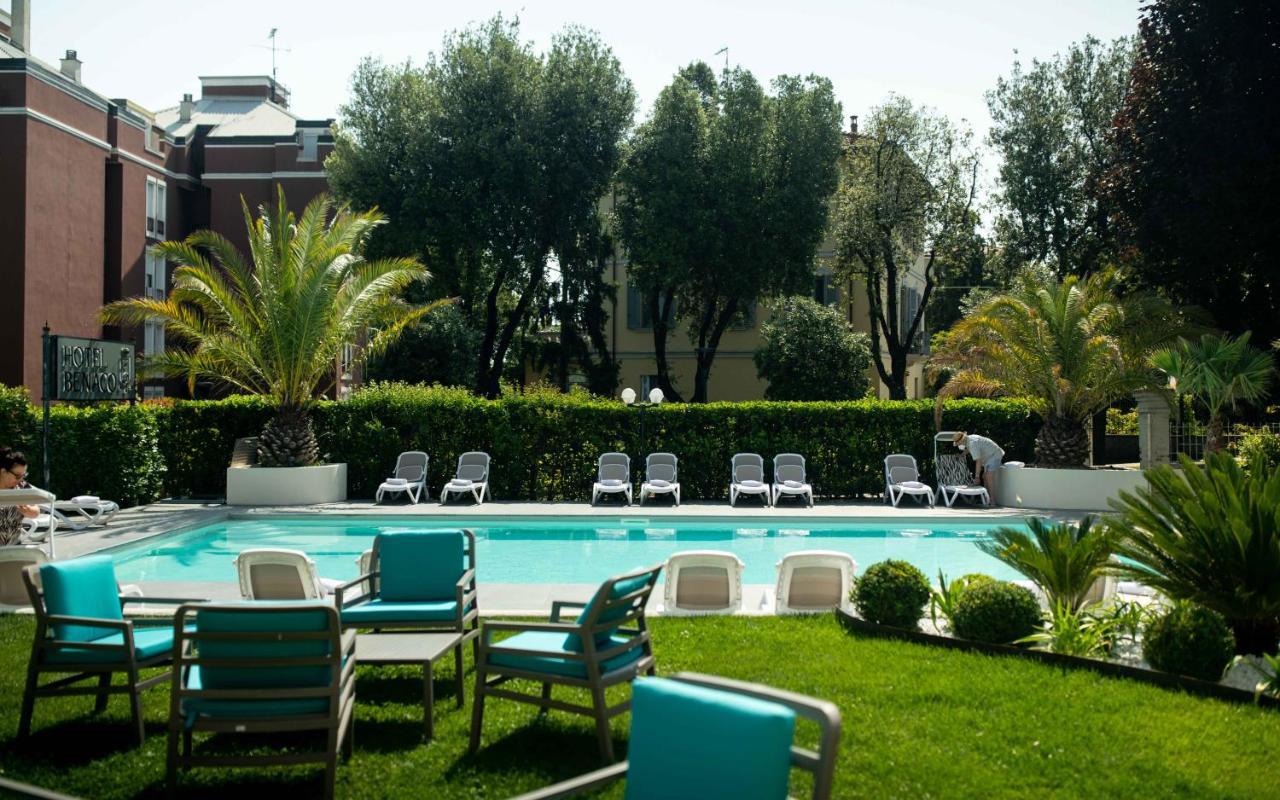 Hotel Benaco Desenzano del Garda Exteriör bild